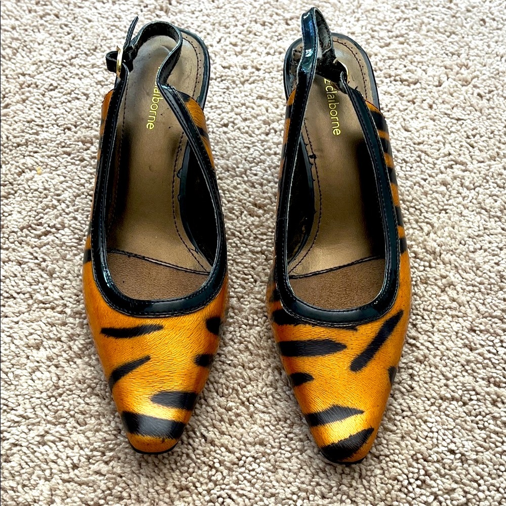 Patten Leather Tiger Print Slingback Shoes